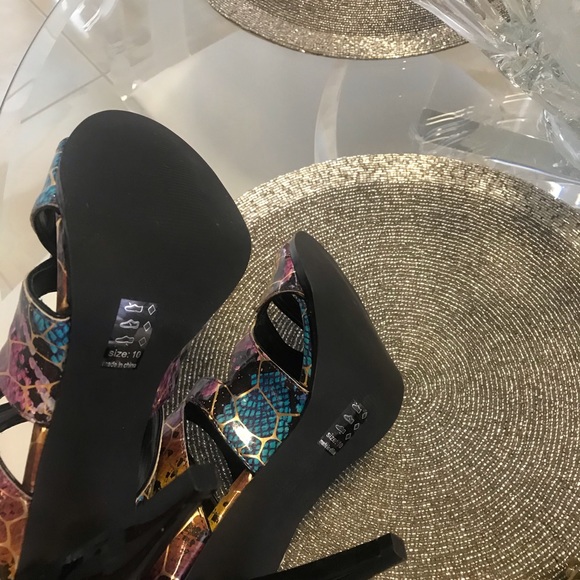 COPY - SET Michael Antonio shoes and purse - Picture 5 of 8